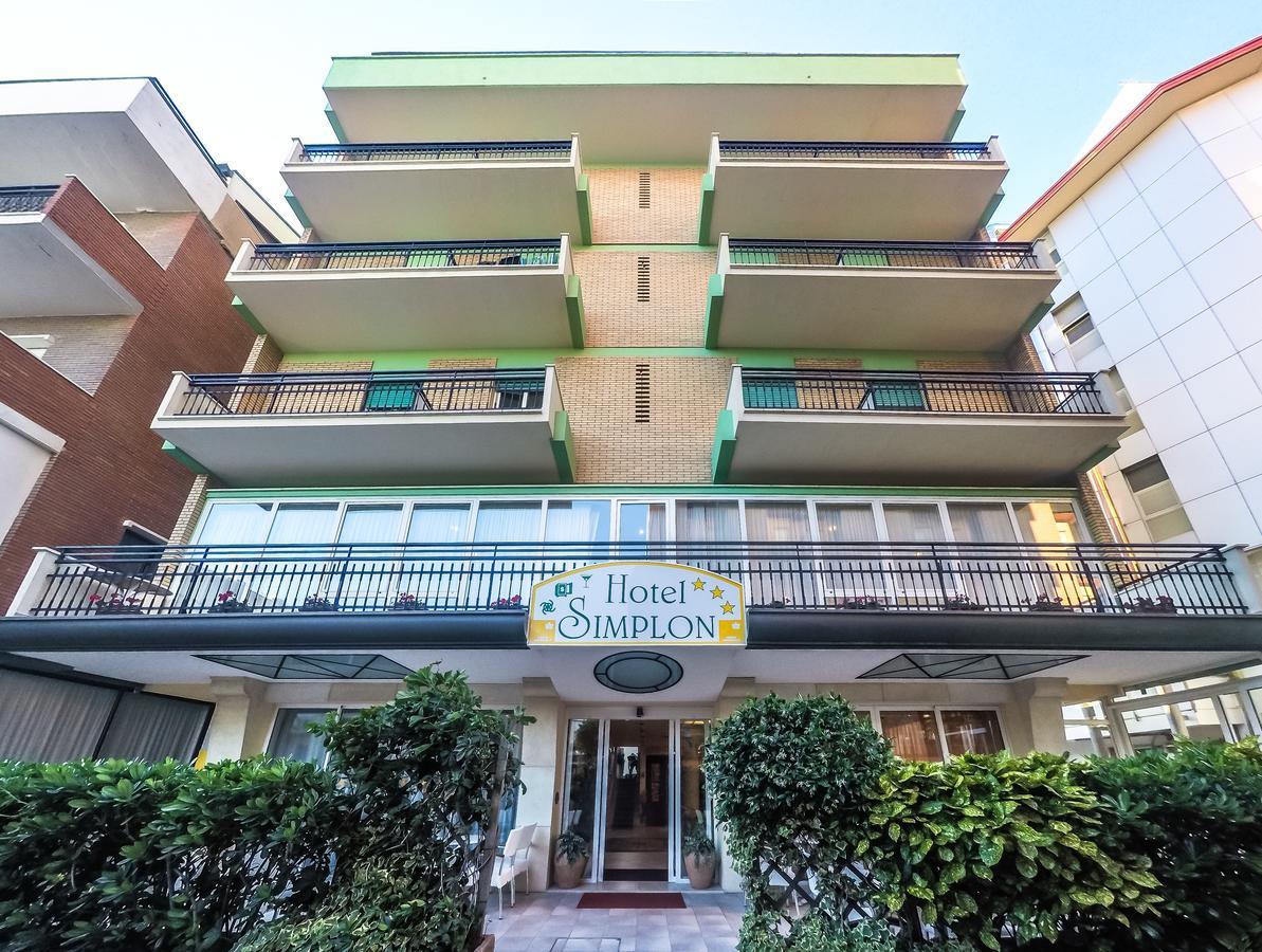 בלריה-איגאה מרינה Hotel Simplon מראה חיצוני תמונה
