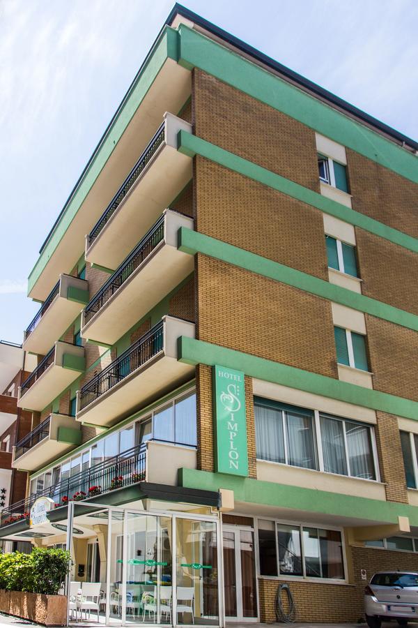 בלריה-איגאה מרינה Hotel Simplon מראה חיצוני תמונה